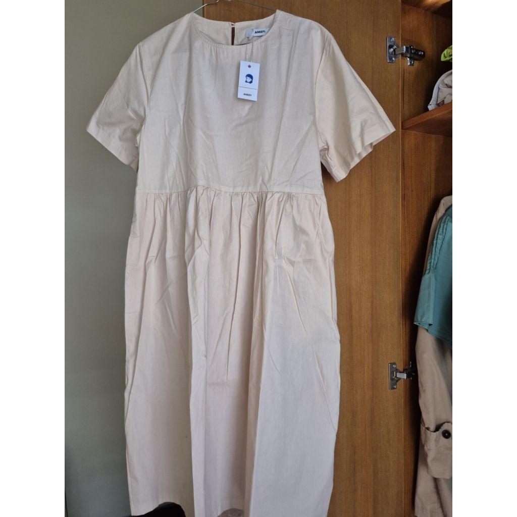 Anssy Midi Dress
