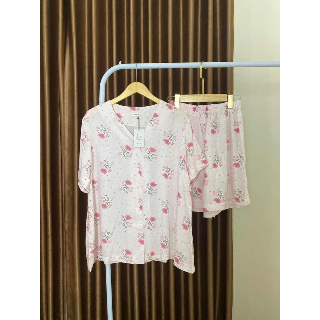 Fayawear.id | Aisha Pajama | V neck Set Piyama Lengan Pendek Celana Pendek | Piyama Rayon Premium | 