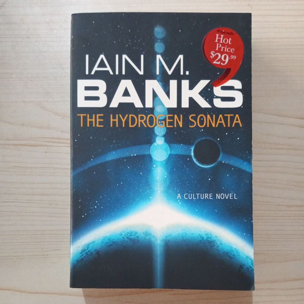 NOVEL THE HYDROGEN SONATA BY IAIN M BANKS