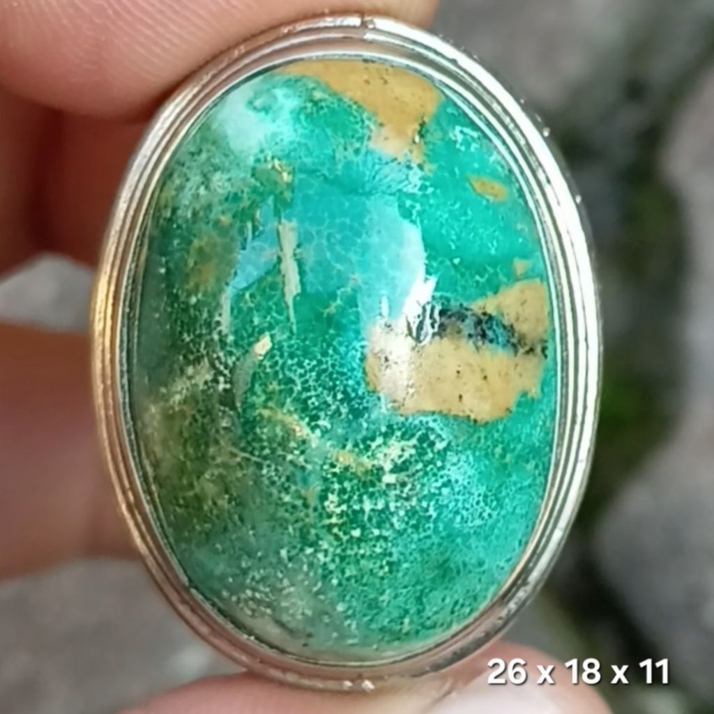 NATURAL BATU PIRUS PERSIA HIJAU DAUN MUMBUL