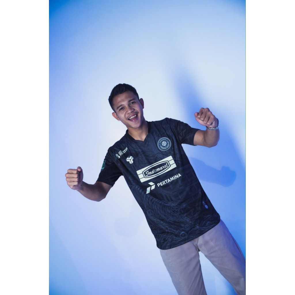 PERSIKU JERSEY KEEPER FOURTH KITS (HITAM)