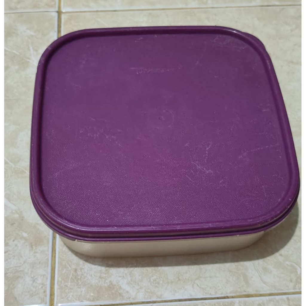 mm square 2 liter Tupperware PL