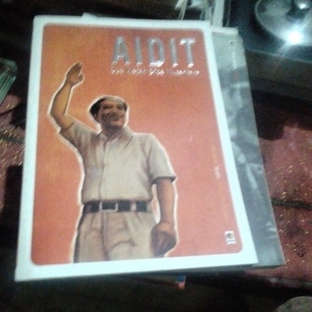 Buku Aidit dua wajah Dipa Nusantara