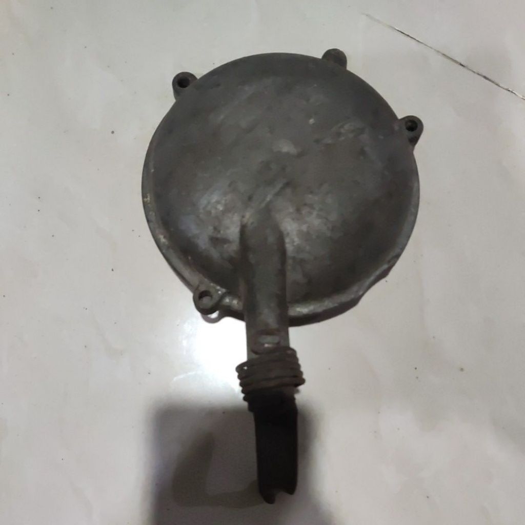 TUTUP KOPLING VESPA PX