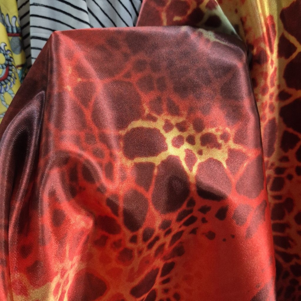 kain satin motif-kain satin silk motif premium-kain satin silk motif garment import