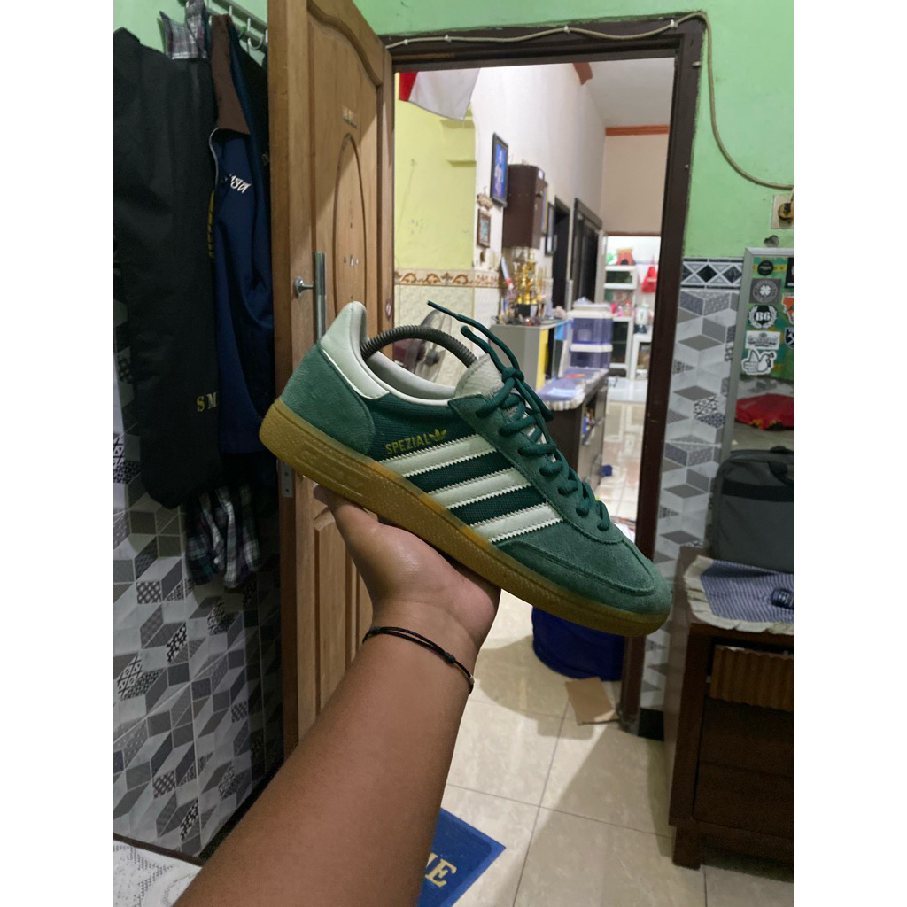 adidas spezial green