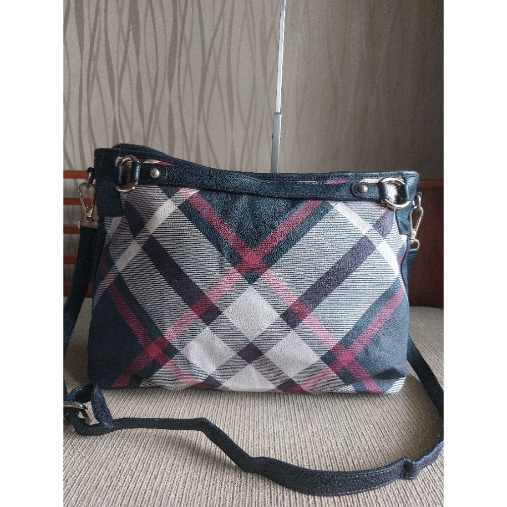 sling bag DAKS