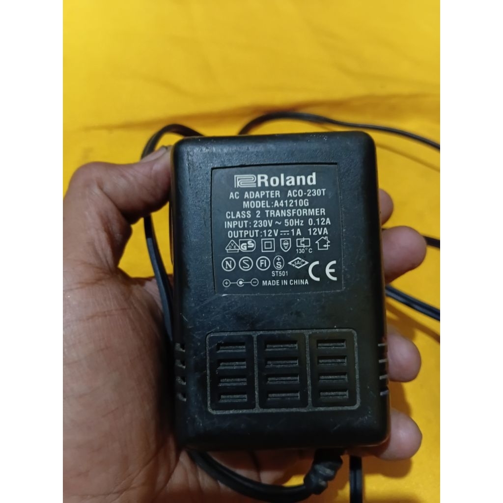 adaptor charger keyboard roland ori second