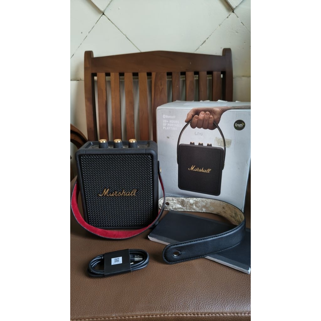 Marshall Stockwell II Speaker Bluetooth Portabel Hitam