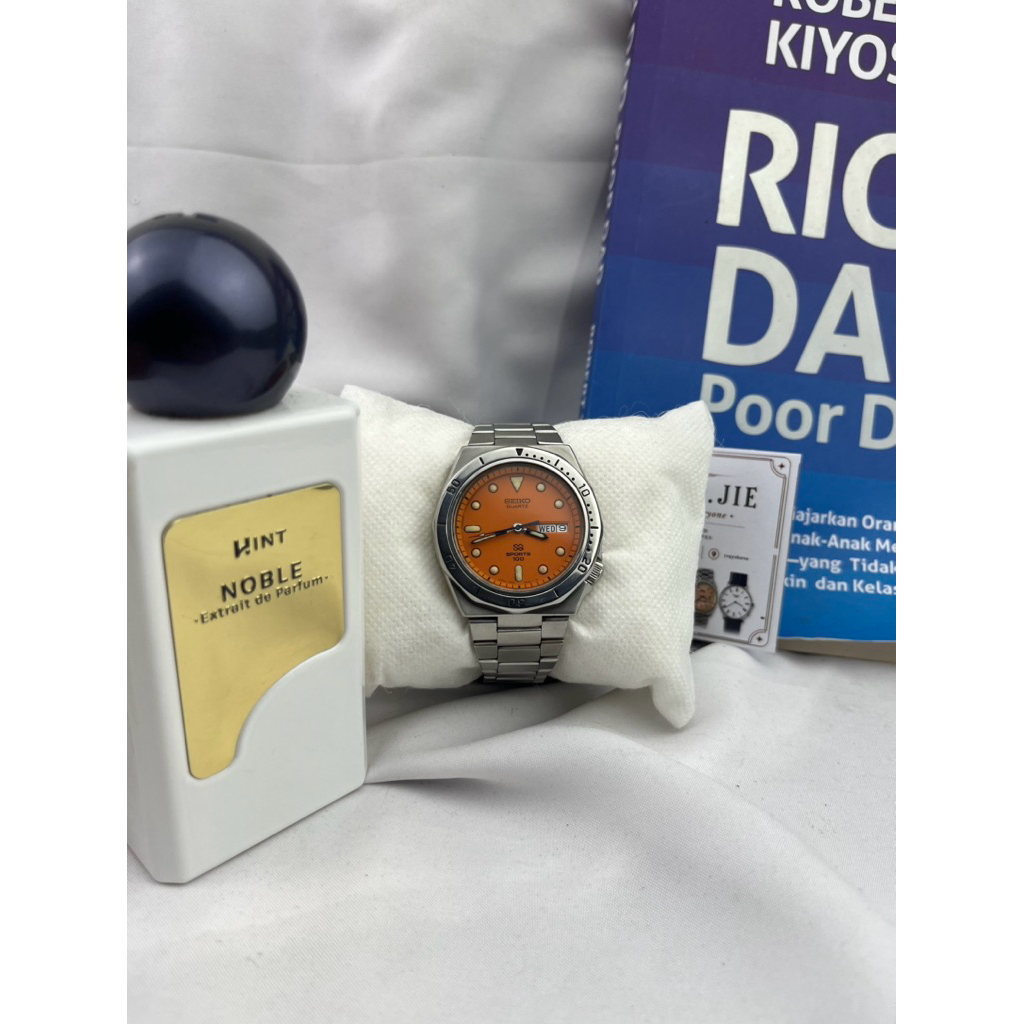 SEIKO SQ ORANGE DIVER