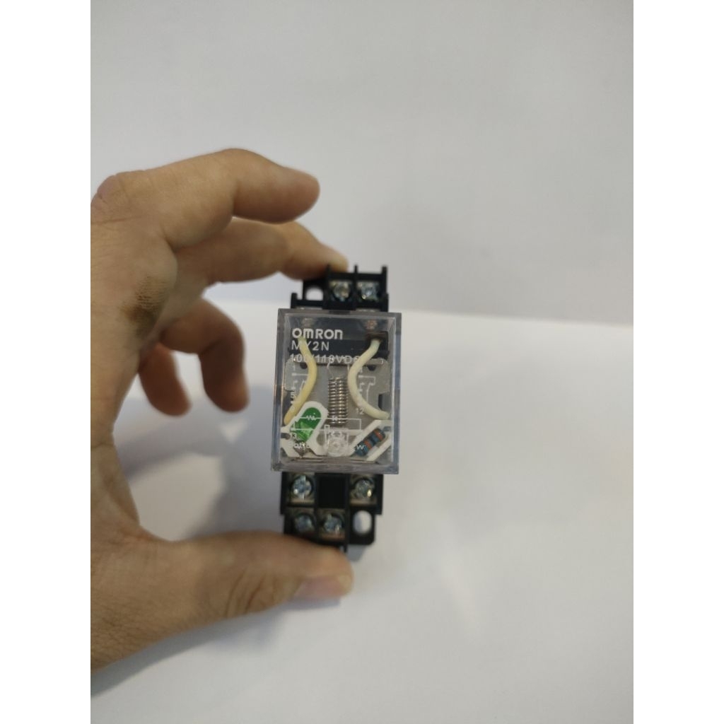 relay MY2N 110VDC omron +socket