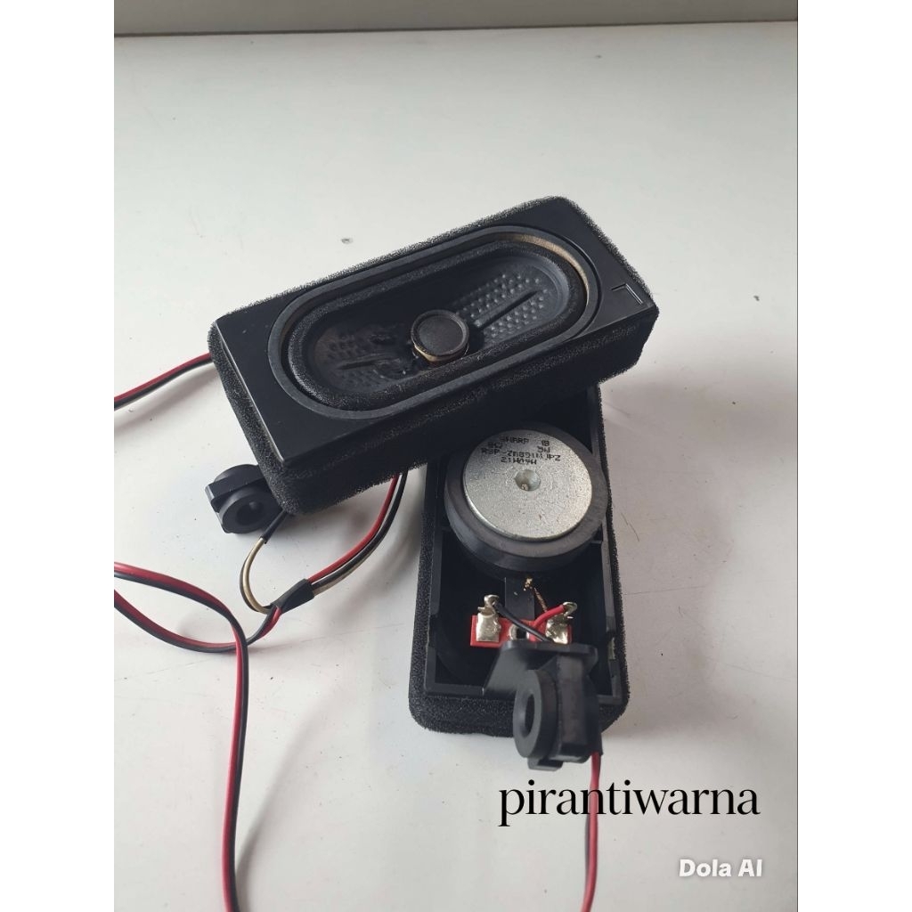 Speaker TV LED Sharp 32inch