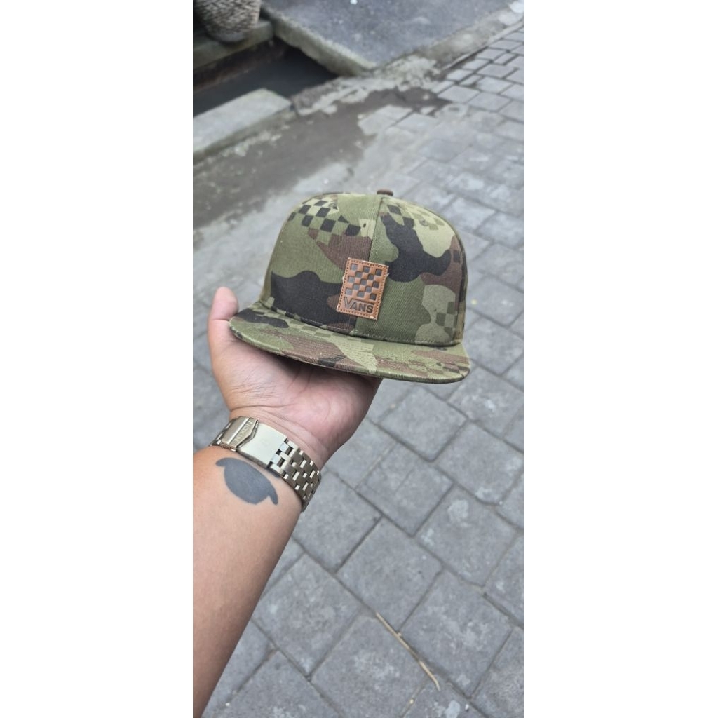 topi snapback preloved bekas second original vans camo