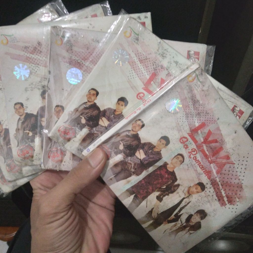 Cd Lyla Ga Romantis segel original