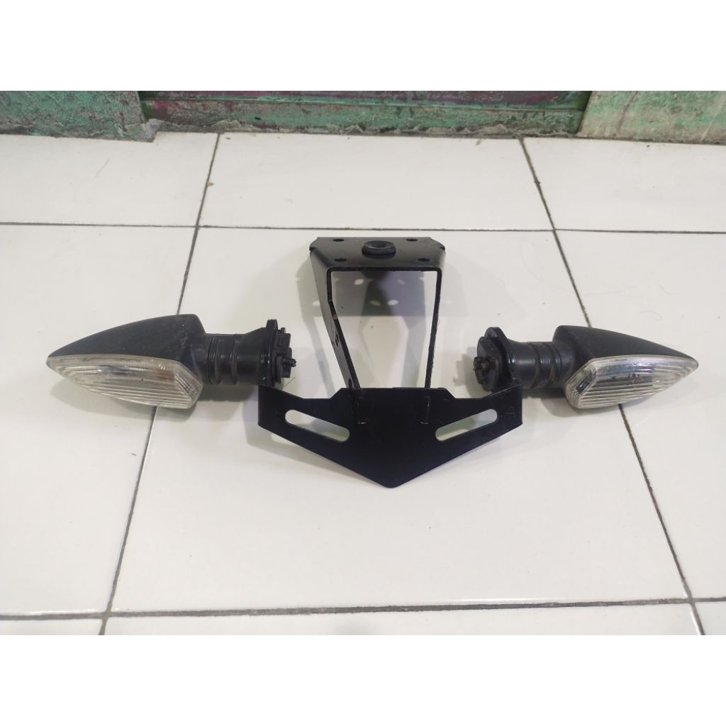 Tail tidy yamaha New Vixion  R / All new Vixion by street set lampu reting
