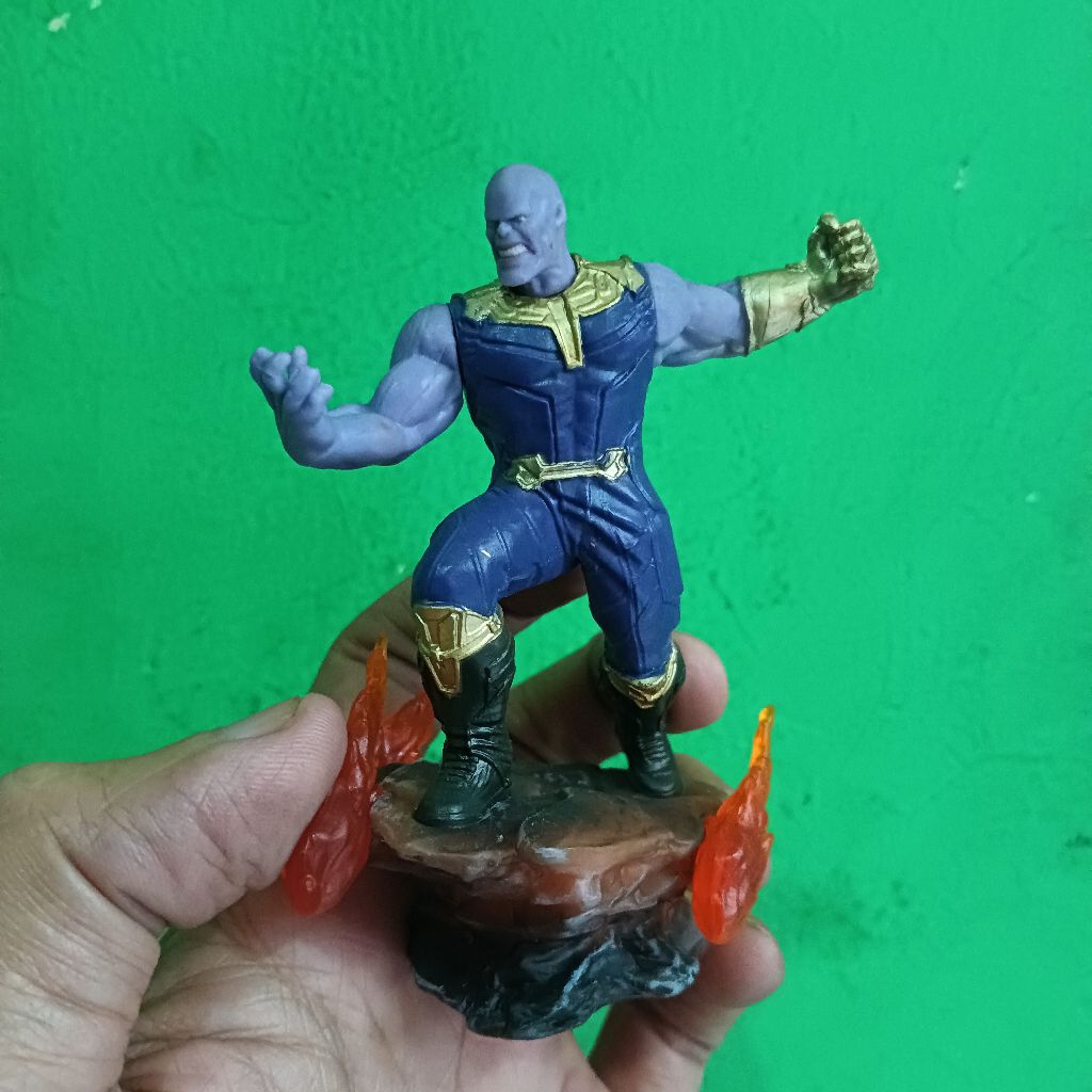 ACTION FIGURE MINI STATUE AVENGERS INFINITY WAR THANOS