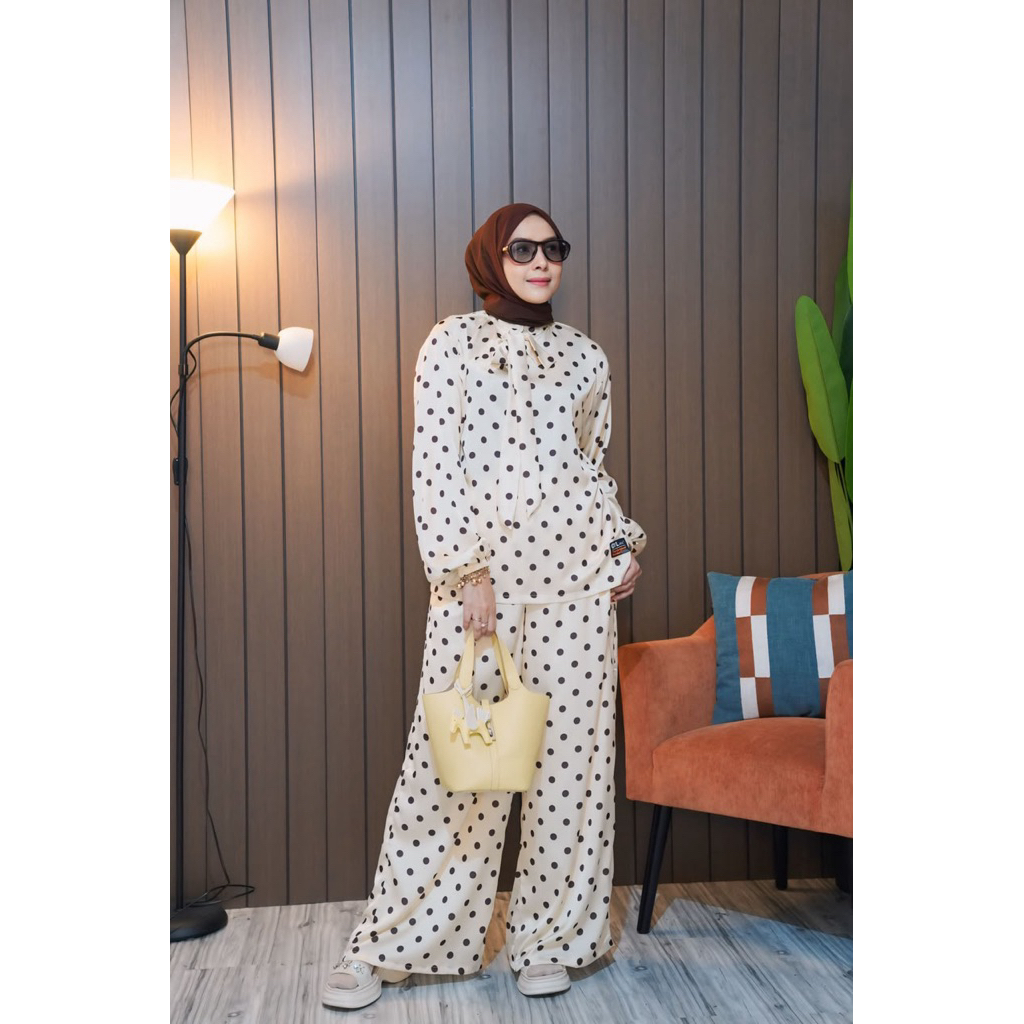GYL Set Polkadot