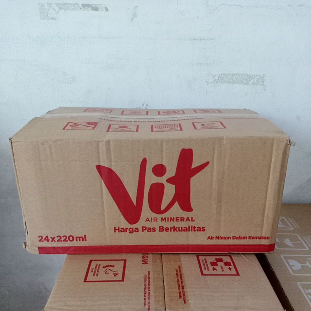 VIT 220 ML MOKSA 1 DUS ISI 24 BOTOL / VIT MOKSA 220ML DUS KARTONAN