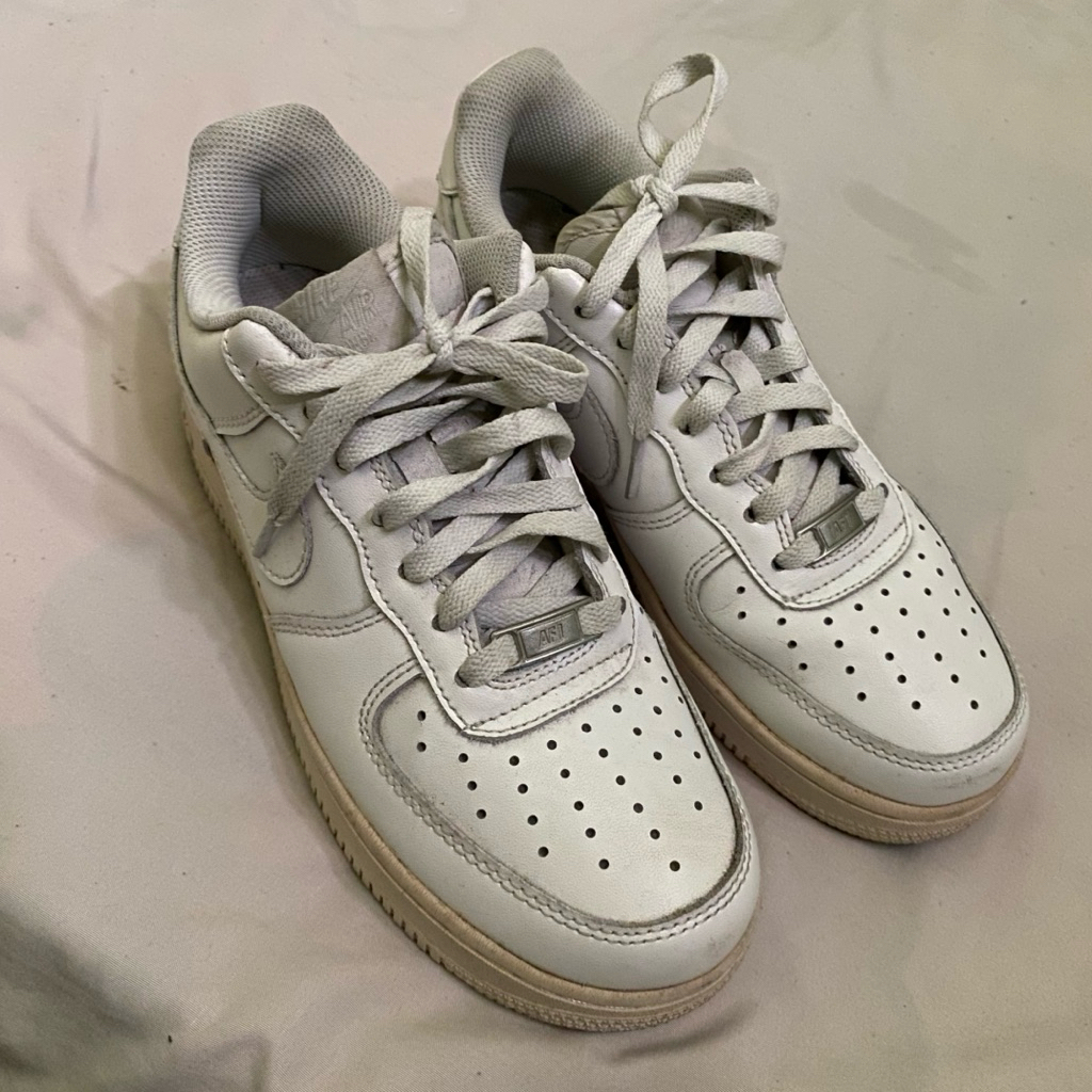 PRELOVED NIKE AF1 WHITE