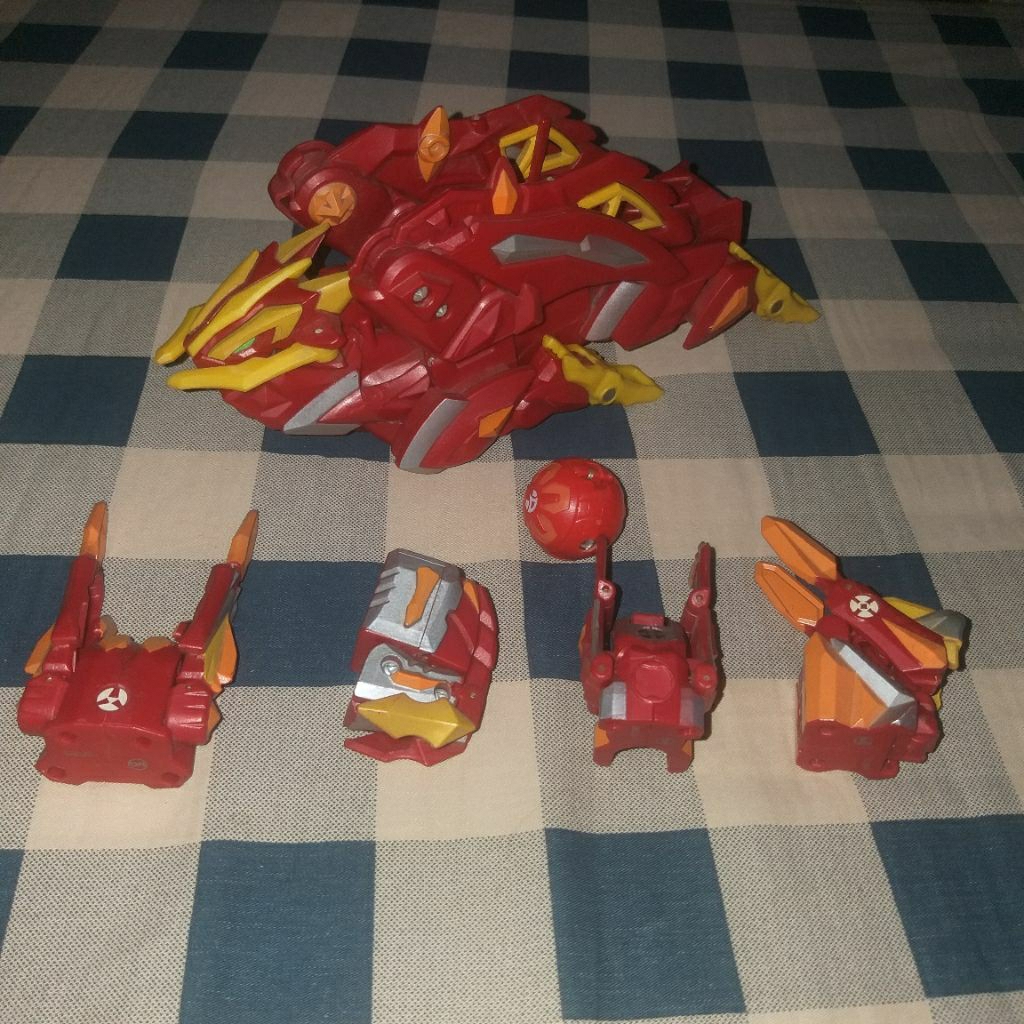 Bakugan Colossus Dragonoid by Sega Toys