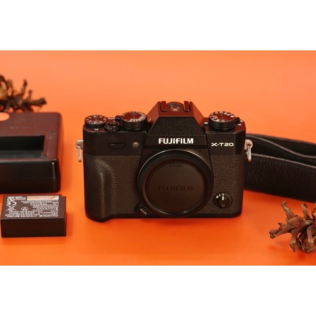 Fujifilm XT-20 XT20 Body Only Unit Only B1213