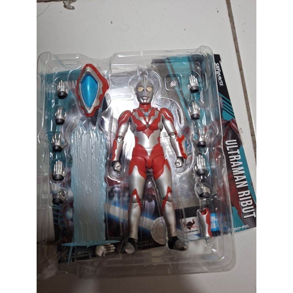 shf ultraman ribut