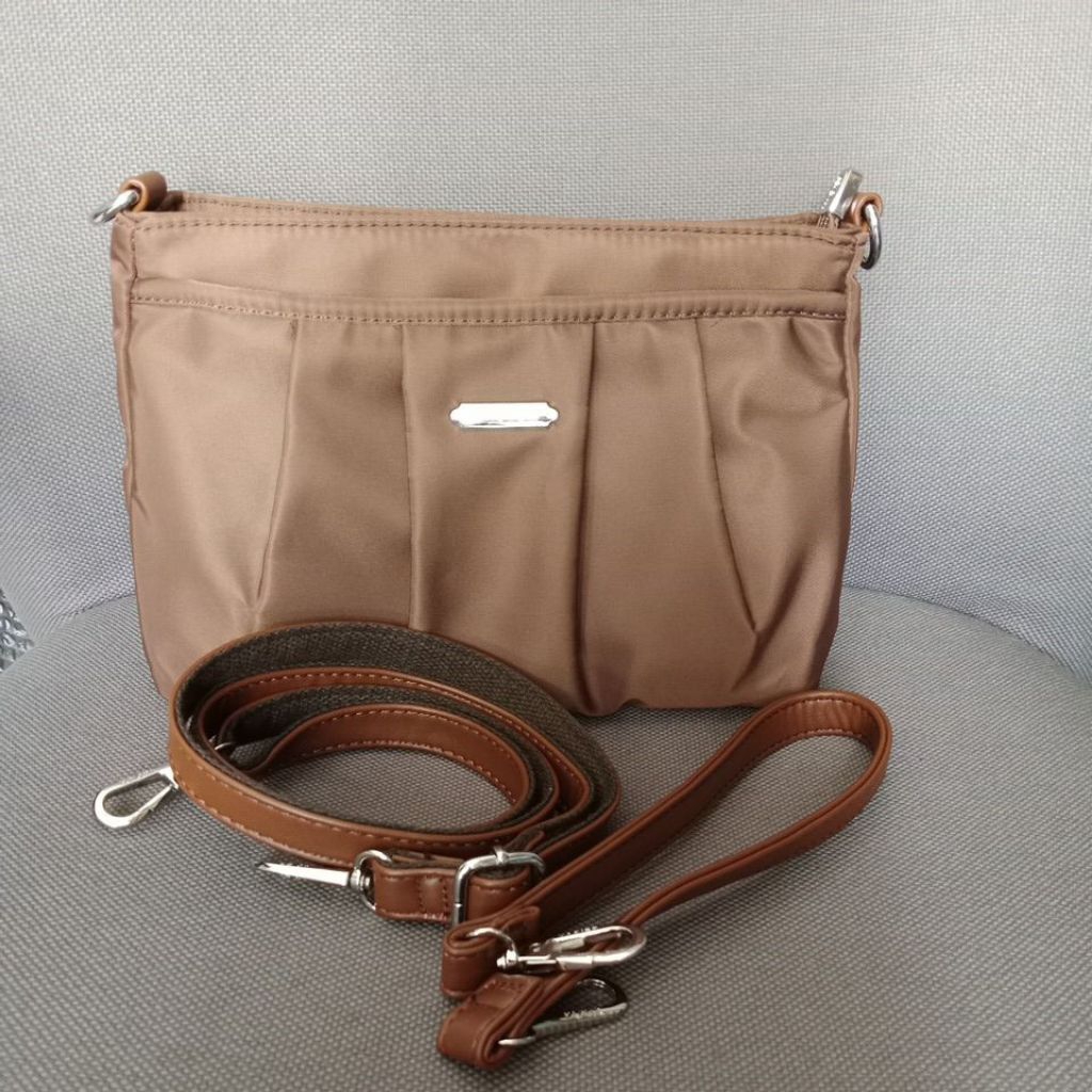 tas selempang yadier warna khaki