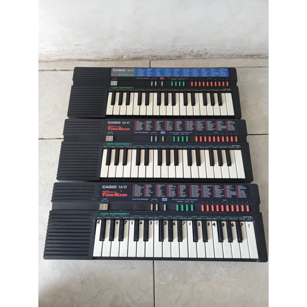 Piano CASIO SA 11 & SA10
