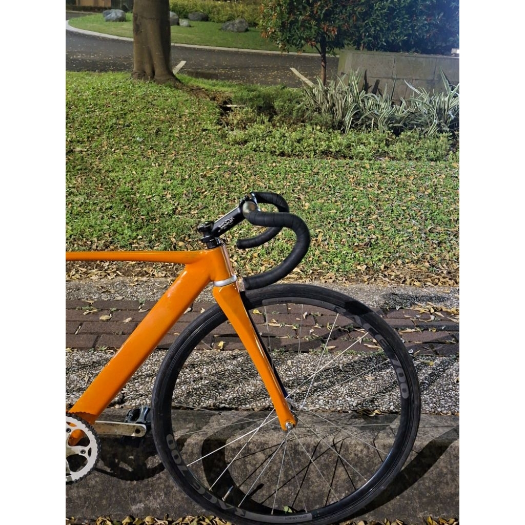 FULLBIKE FIXIE PARADOX RS