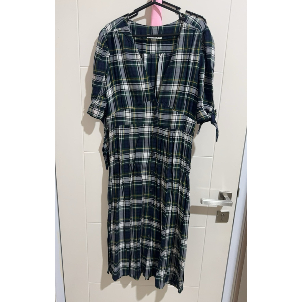 Dress Mango preloved / dress wanita preloved / dress wanita second / dress mango second