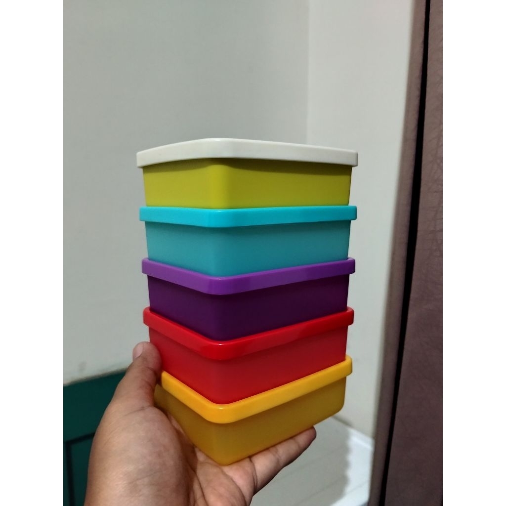Mini Square Away Tupperware