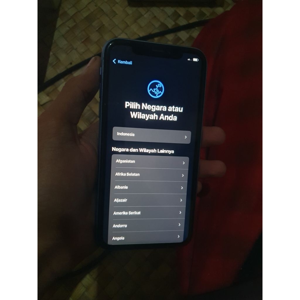 iphone xr lock.