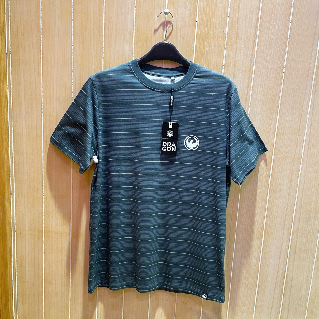 Kaos Pria Dragon Alliance Original Planet Surf