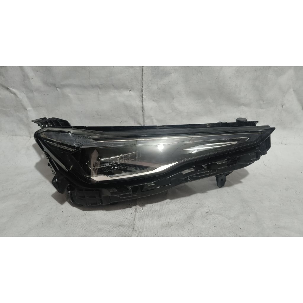 Lampu depan Headlamp Geely Ex5