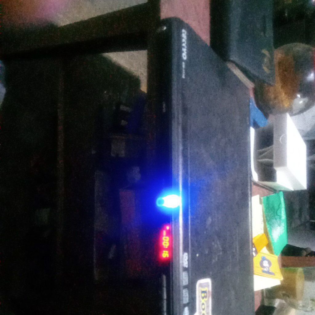 DVD PLAYER USB TECKYO VCD 3