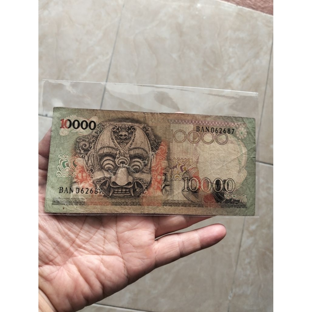 10.000 barong thn 1975 kondisi bagus asli