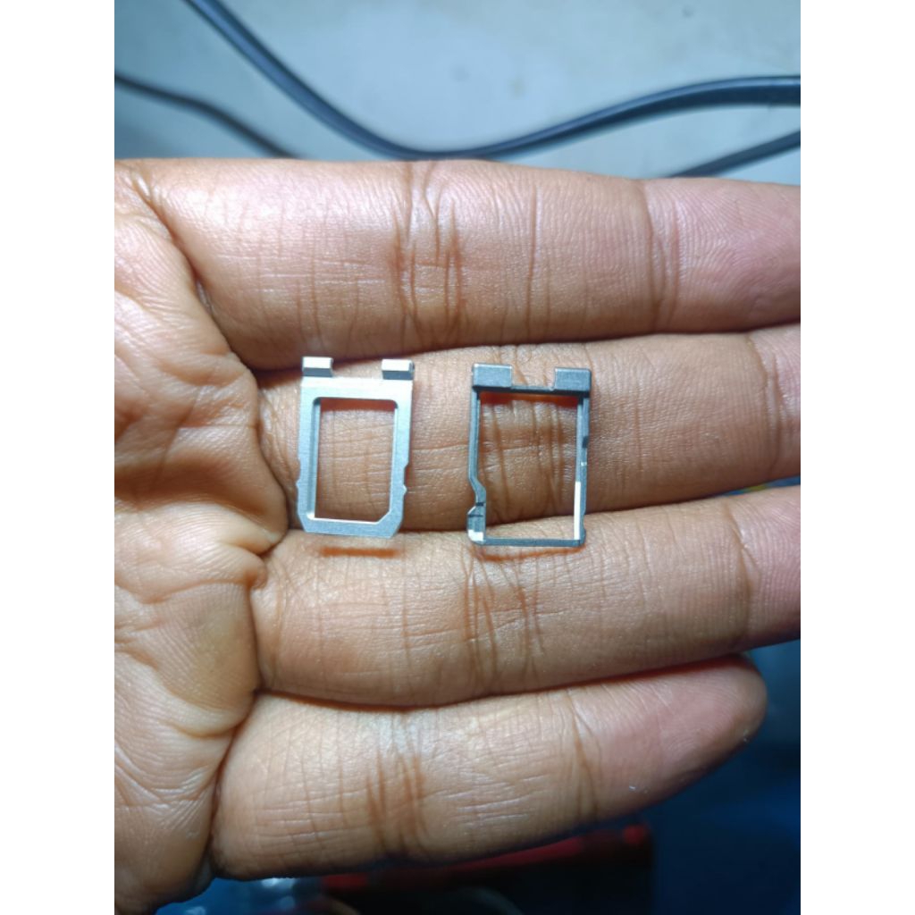 Slot Sim HTC 10 Evo Sepasang