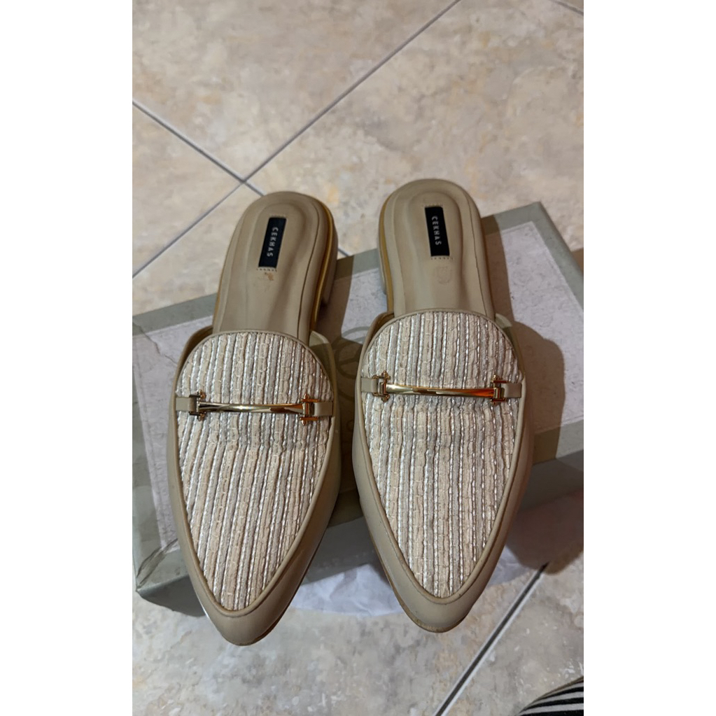 Preloved PL Cekhas size 39