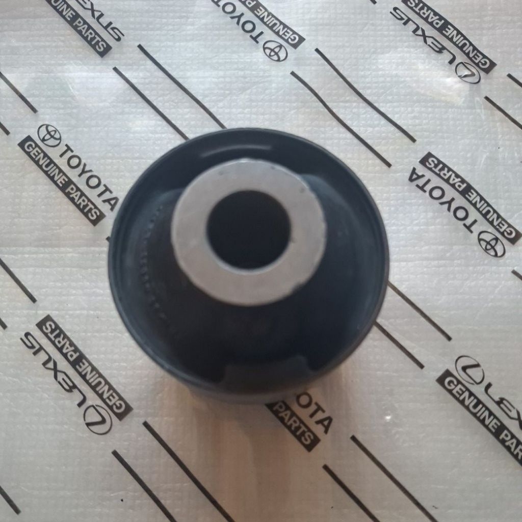 Bushing Arm Avanza Veloz, All New Xenia Original ( 48655-BZ170 )