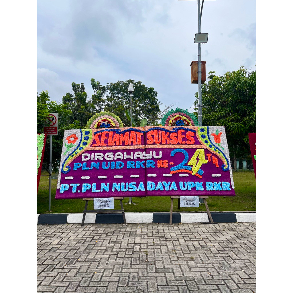 KARANGAN BUNGA MAHKOTA || PAPAN BUNGA MAHKOTA