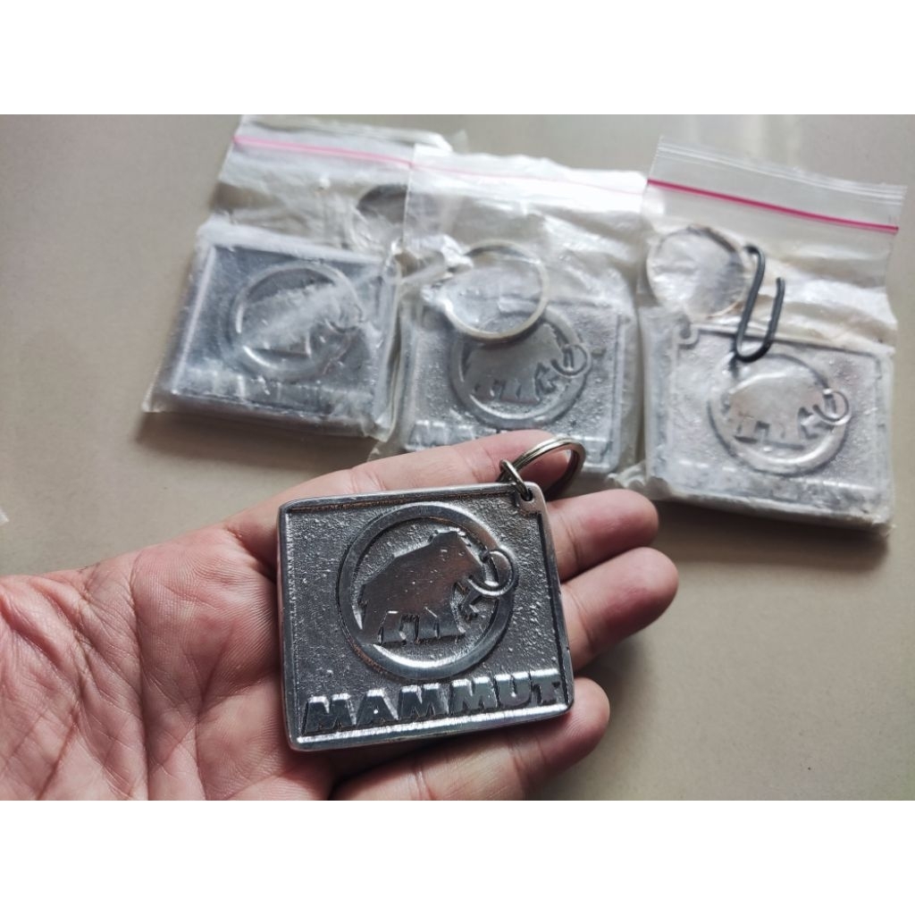 gantungan tas mammut gantungan kunci mammut