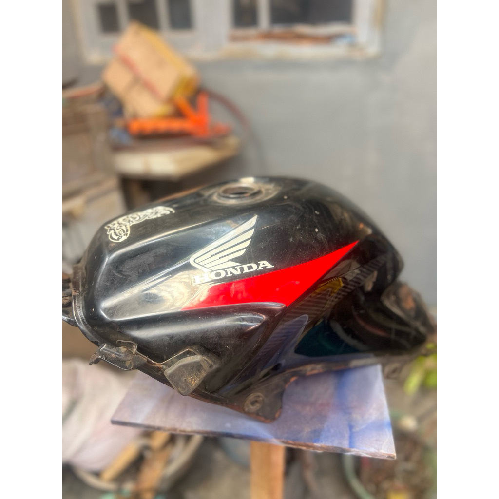 tangki tengki honda CB 150 R ORIGINAL copotan
