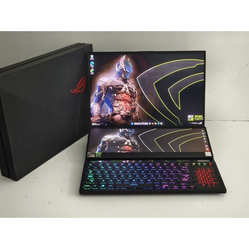 ASUS ROG Zephyrus Duo 16 GX650RX dengan konfigurasi Ryzen 9 6900HX / RAM 32GB / SSD 2TB / RTX 3080 T