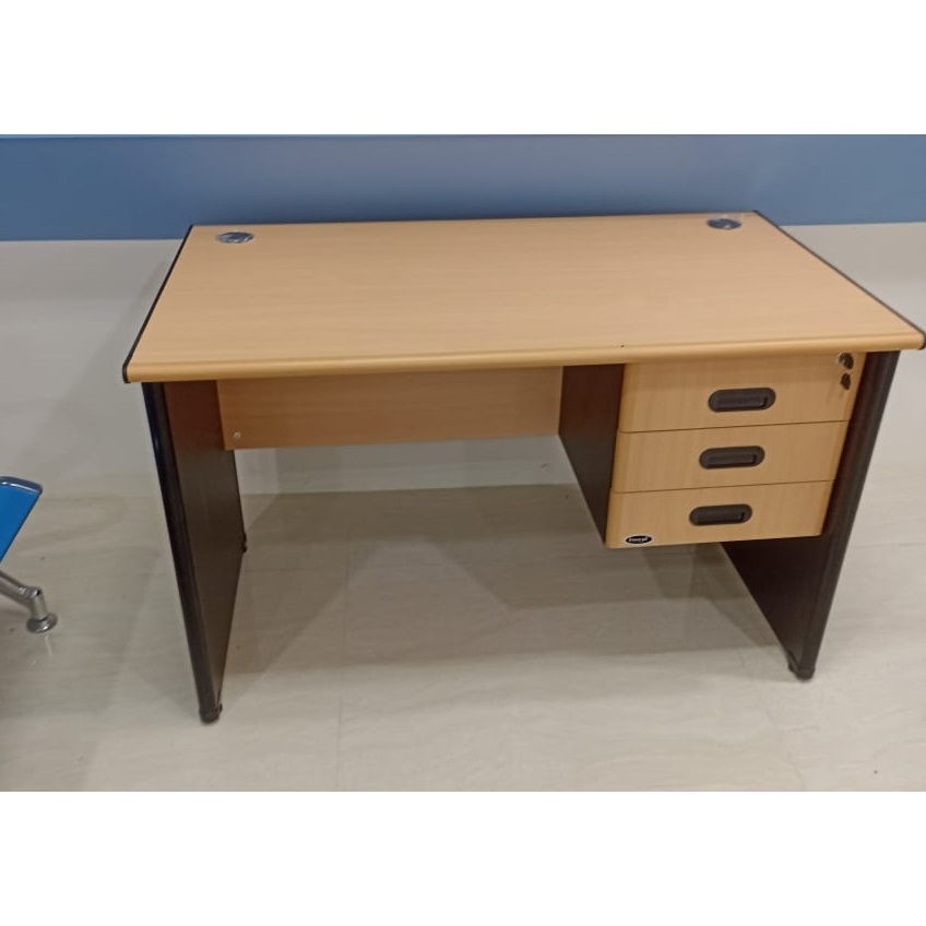 Meja Kerja Meja Kantor INDACHI ONE Molek Furniture