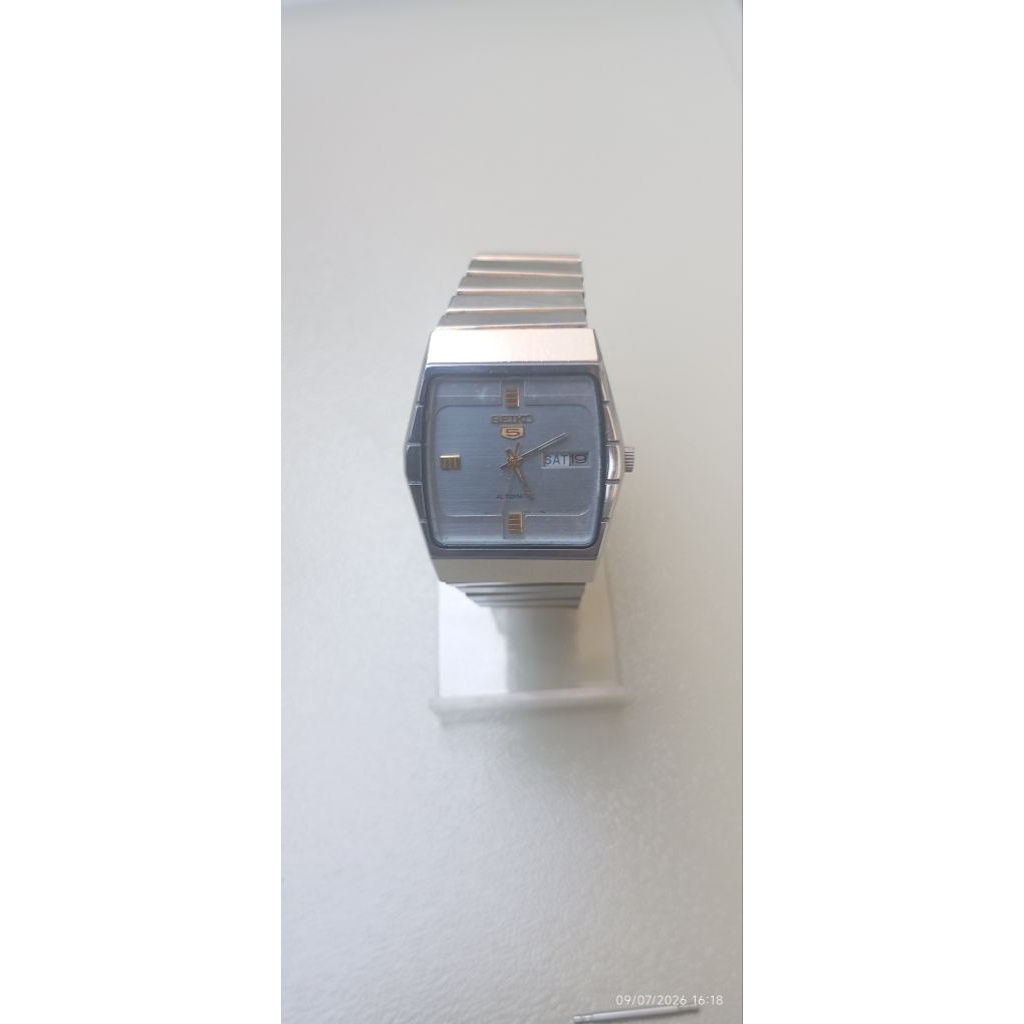 jam tangan pria seiko 5 otomatis