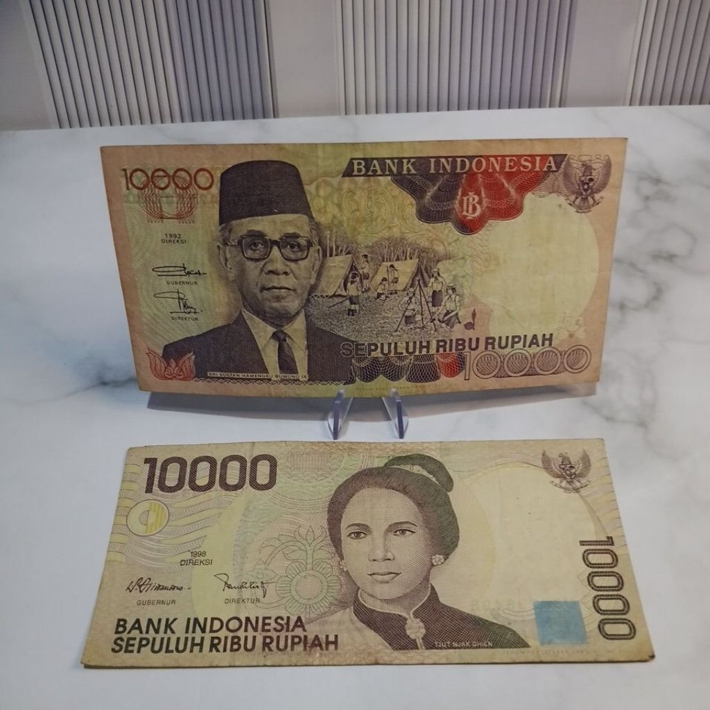 paket 2 lembar uang kuno 10000 bekas edar