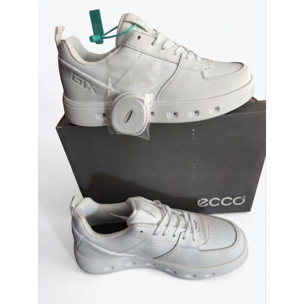 size 41 Sepatu Sneakers Pria ECCO GTX Full White Casual Fashion Bonus Tali Cadangan