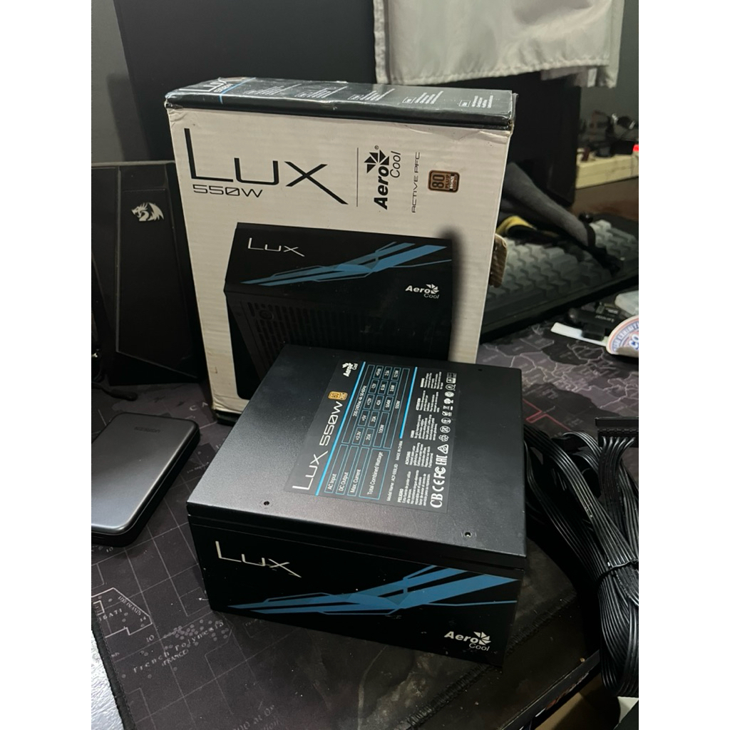 AEROCOOL LUX 550 80+ BRONZE