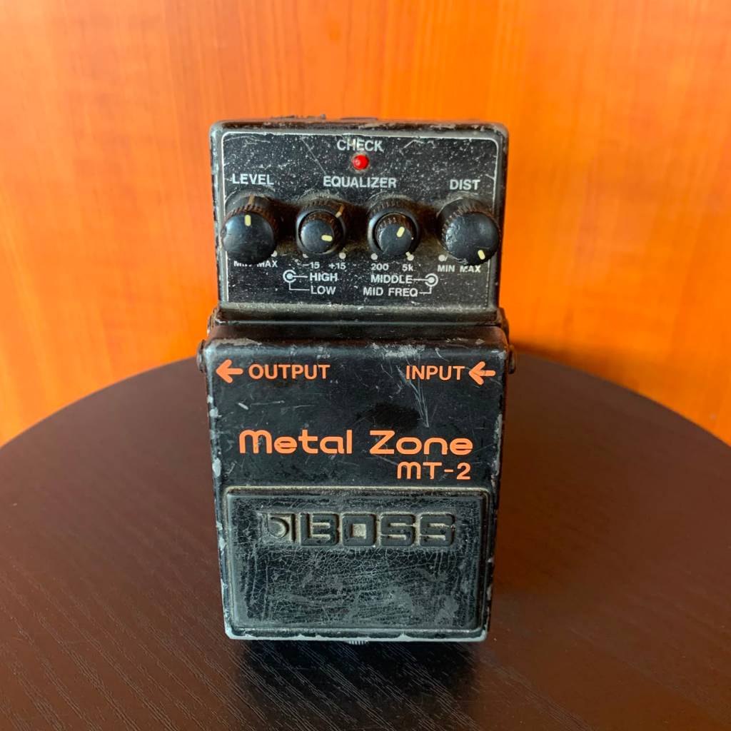 Efek Gitar Boss MT-2 Metal Zone Second