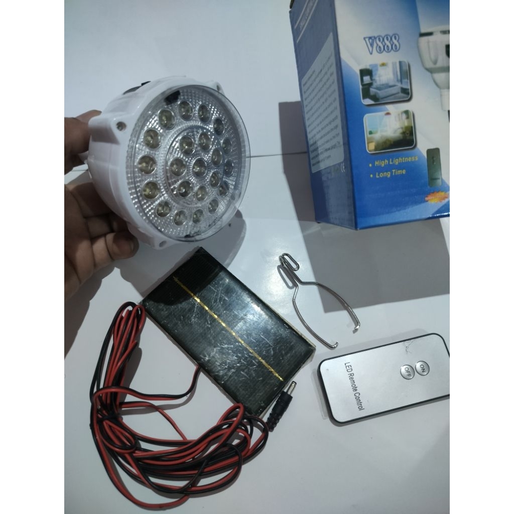 lampu camping otomatis panel surya